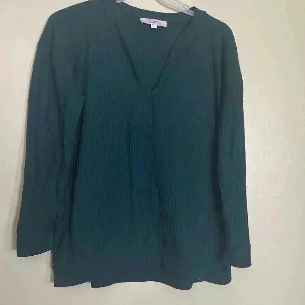 Loft Granny core Women long sleeves sweater